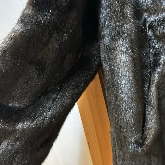 Worn once! Gorgeous ! Faux Fur mid length coat - Picture 3 of 7